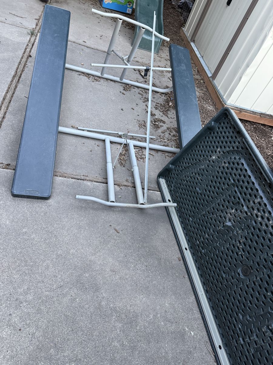 Lifetime Folding Picnic Table