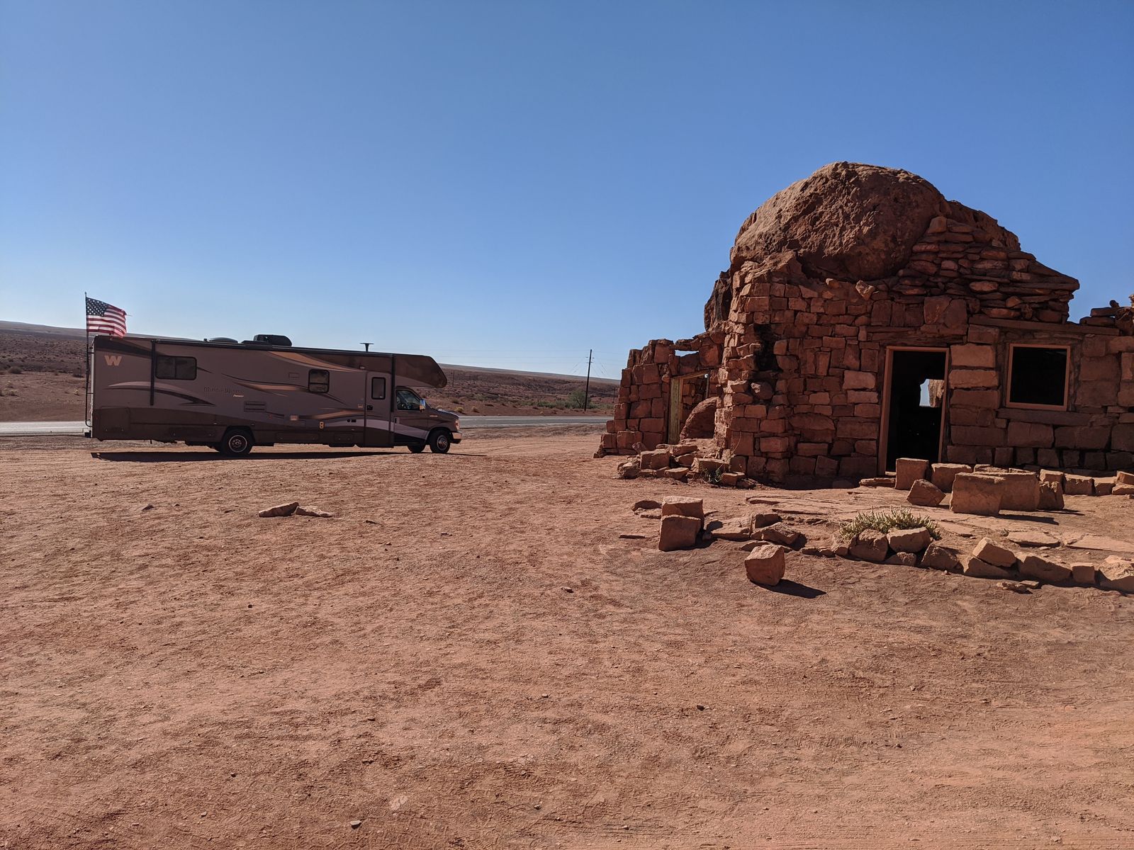 Main image 18