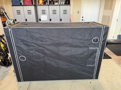 AC Infinity Grow Tent / Lightproof Enclosure