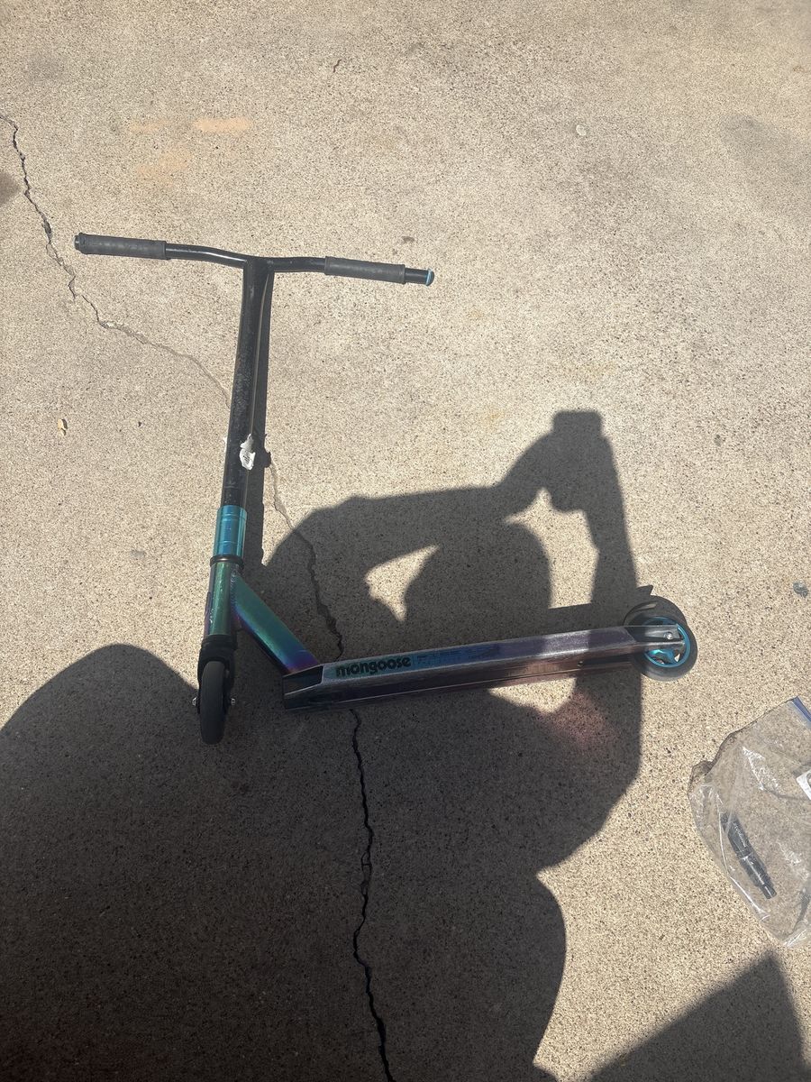 Mongoose pro scooter