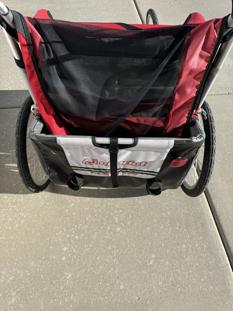 Chariot Double Child Stroller Jogger & Bike Trailer with Bike Attachment - Red/Black