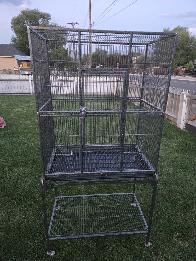 Large Black Metal Bird Cage with Stand & Wheels, Parrot/Cockatiel Aviary