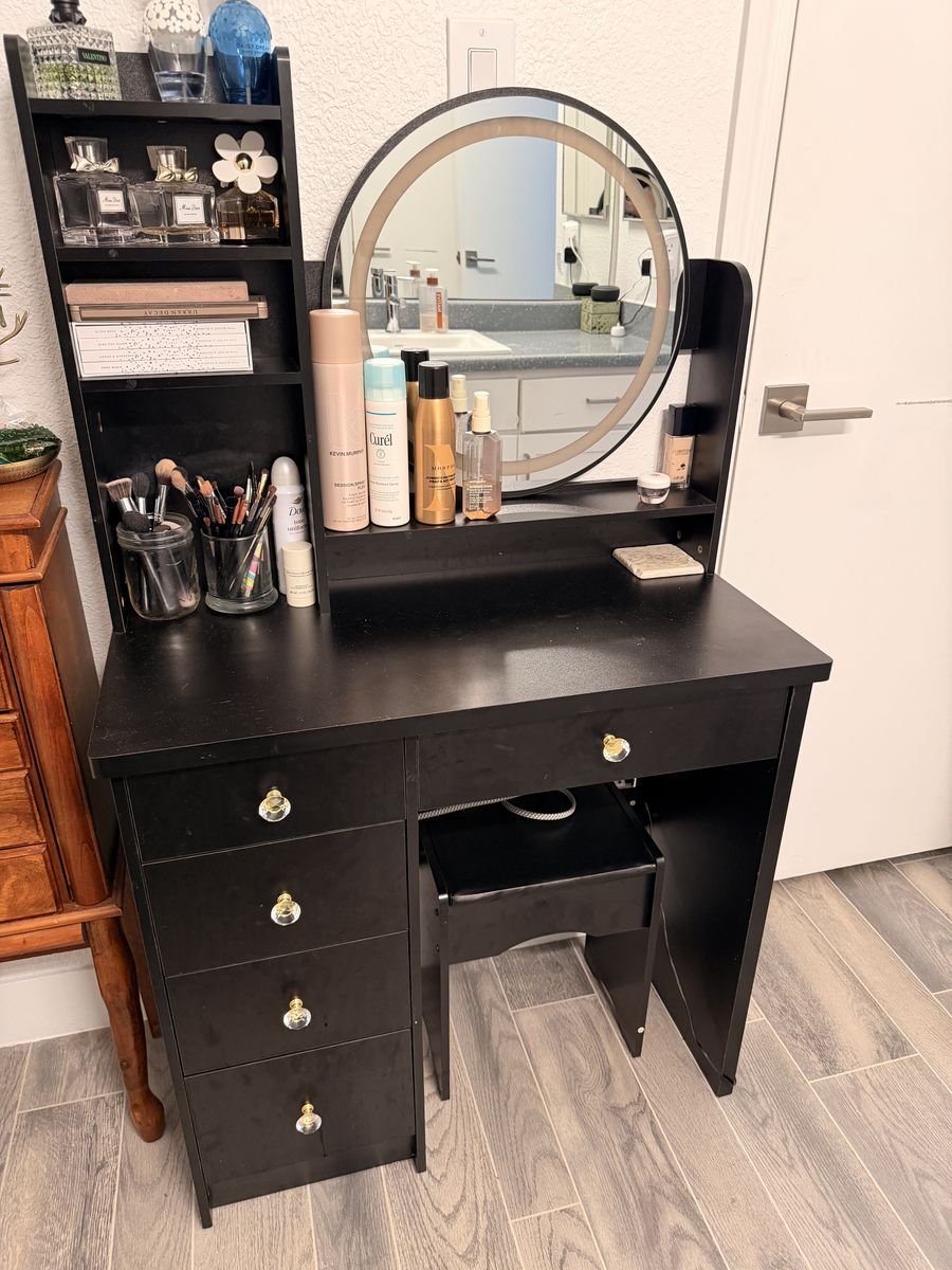 Lighted Vanity Desk w/ Stool