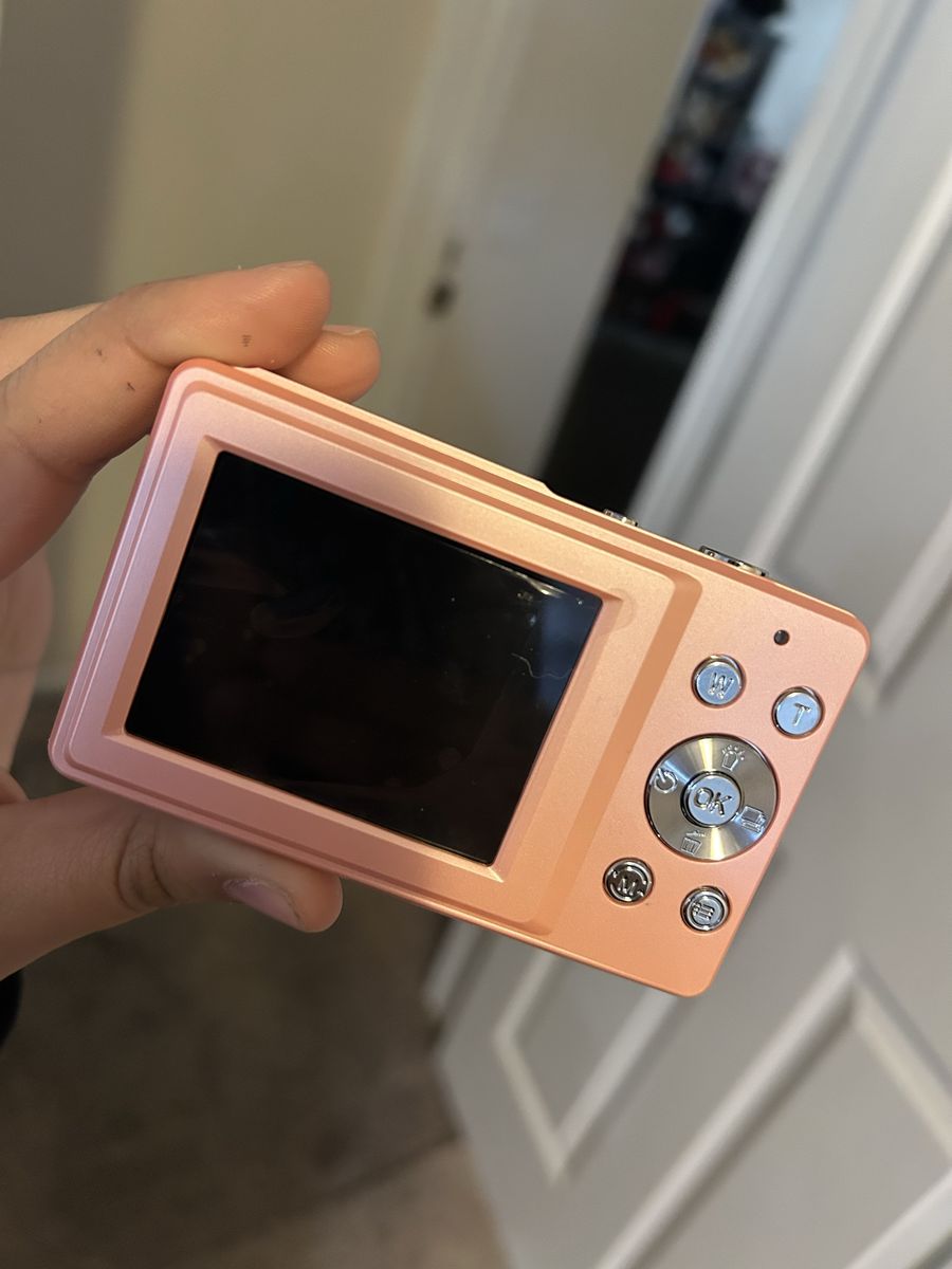 digital camera