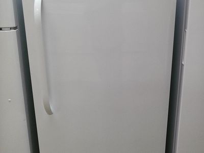 14 cf Frost Free Upright Freezer~90 Day Guarantee