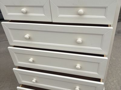 White Wood Dresser Chest of Drawers - 6 Drawers Storage Furniture