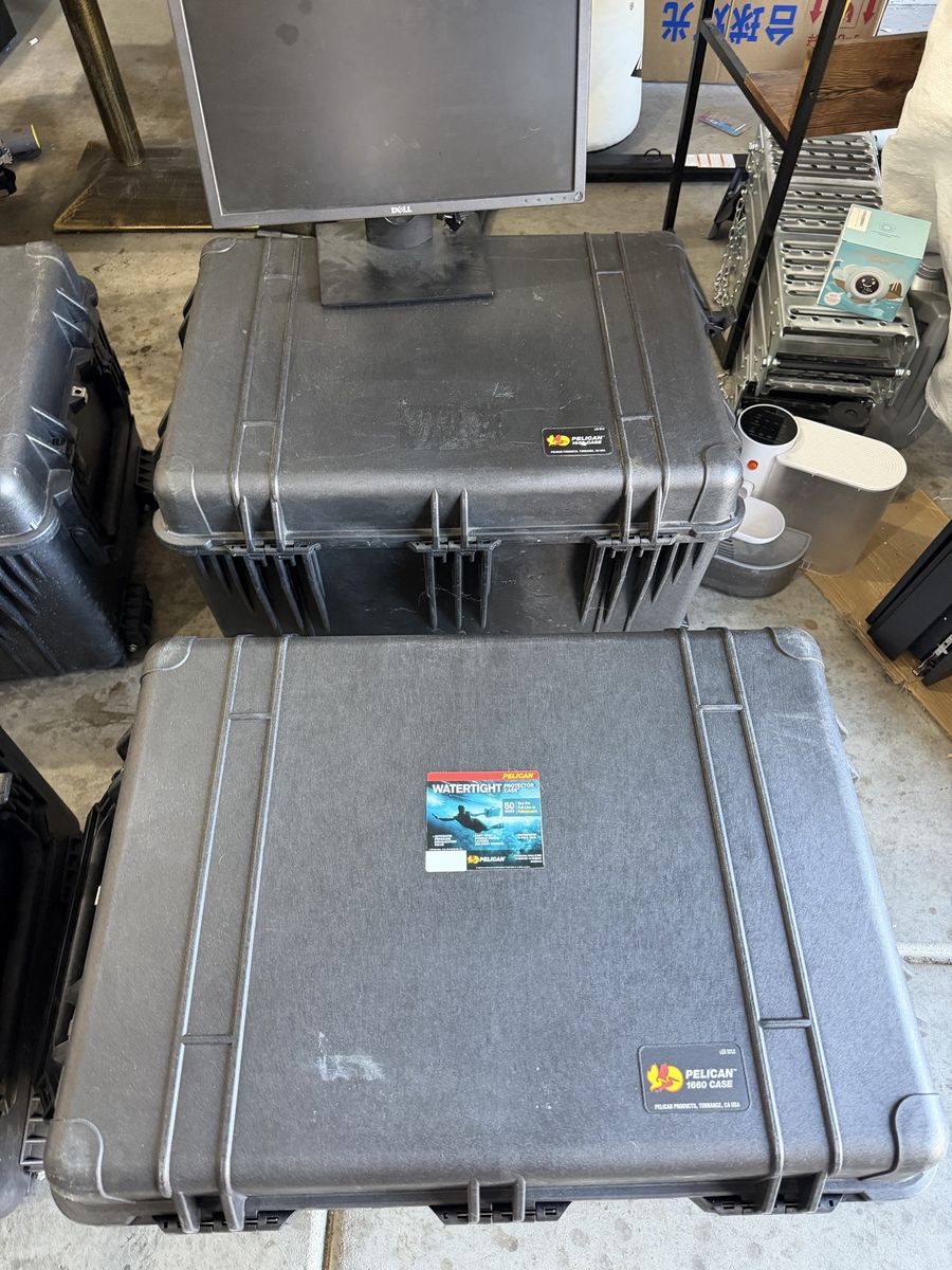 Pelican 1660 Protector Cases Black Watertight Heavy Duty Storage with partial Foam