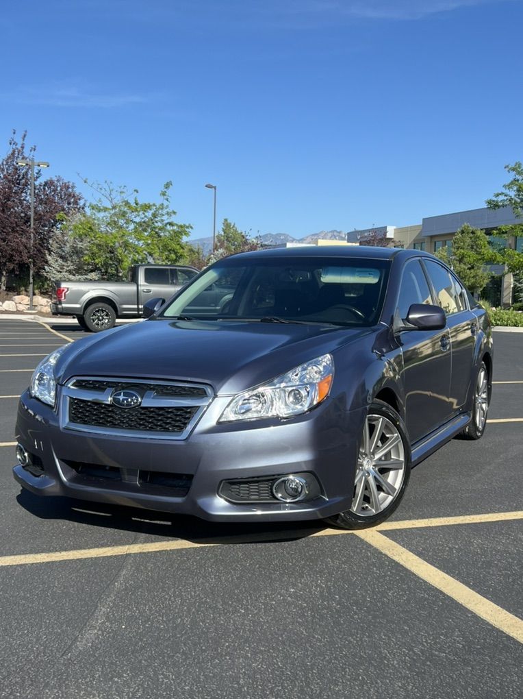 2014 Subaru Legacy 2.5i