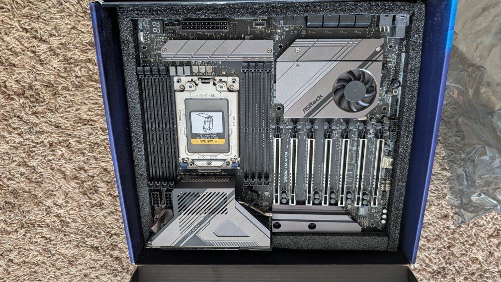 Main image 5