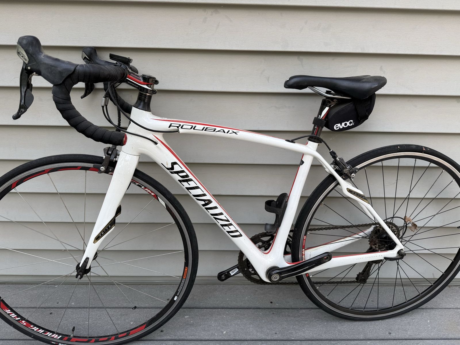 Specialized Roubaix Road Bike - 49cm Carbon Frame, White/Red, Excellent Condition