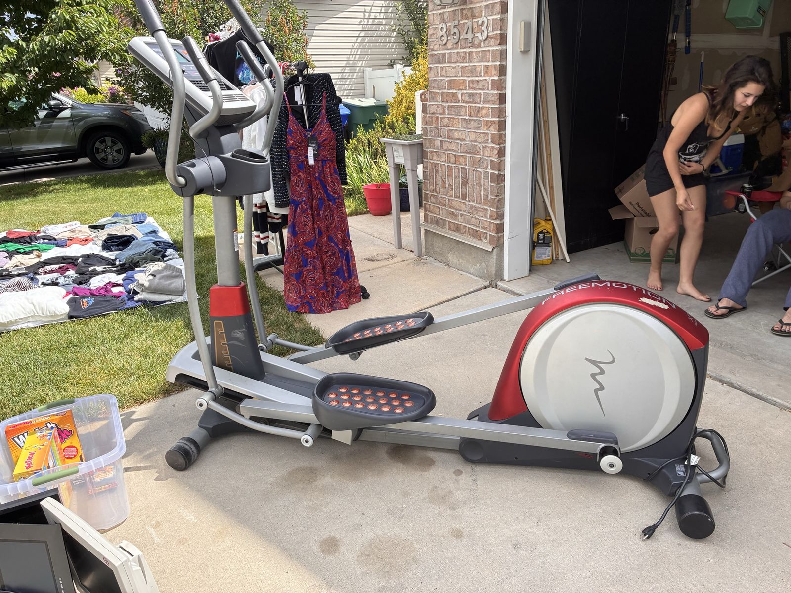 Elliptical $100