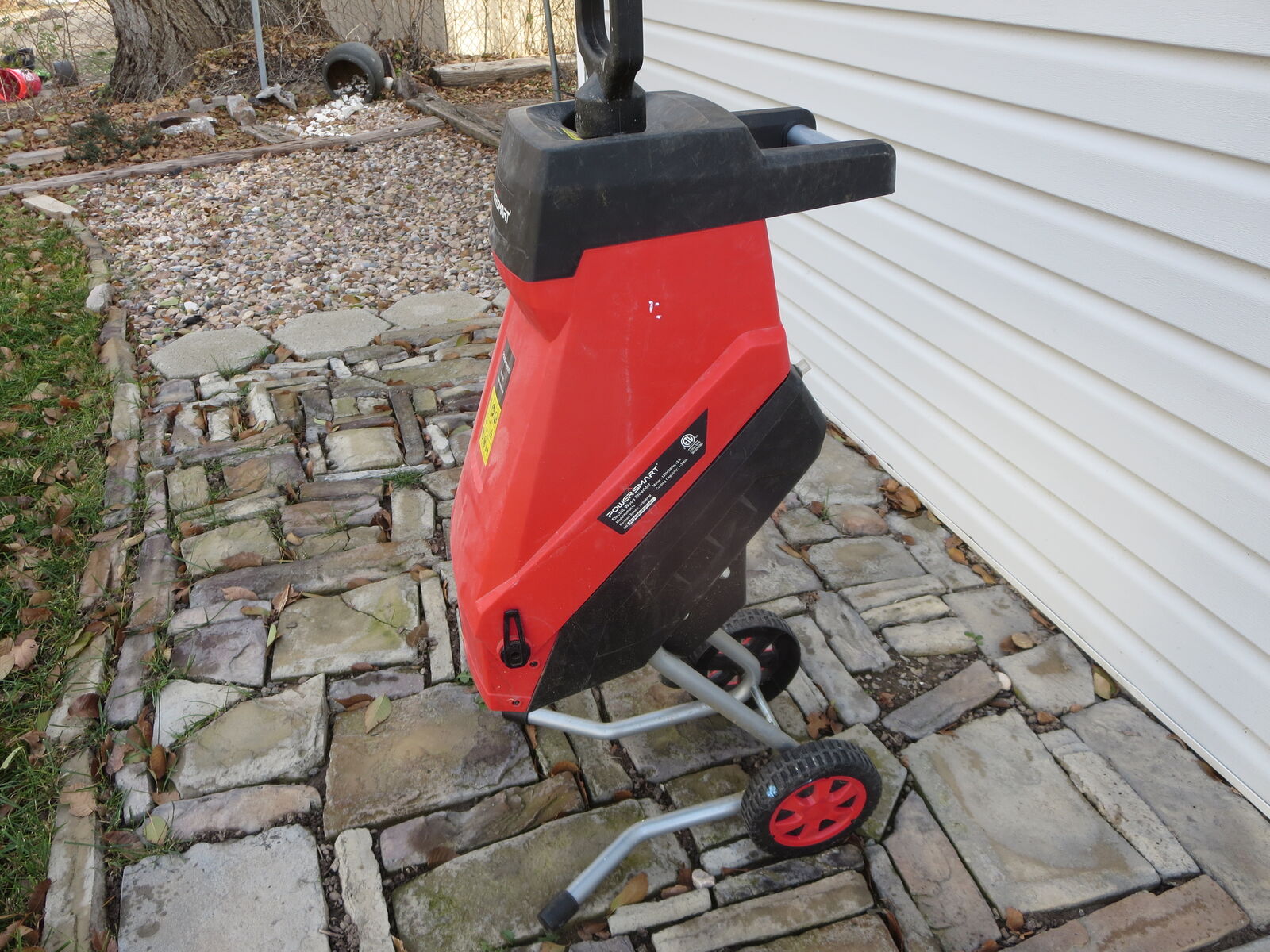 PowerSmart 120V 15A Corded Electric Wood Chipper Shredders