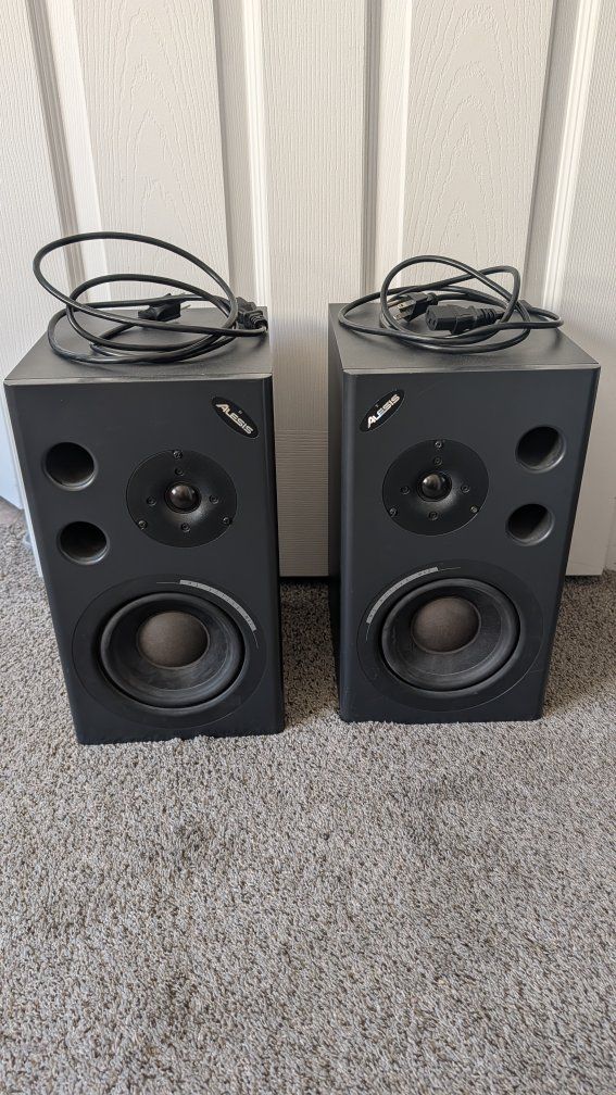 M1 Active Mk2 Monitor Speakers