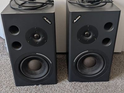 M1 Active Mk2 Monitor Speakers