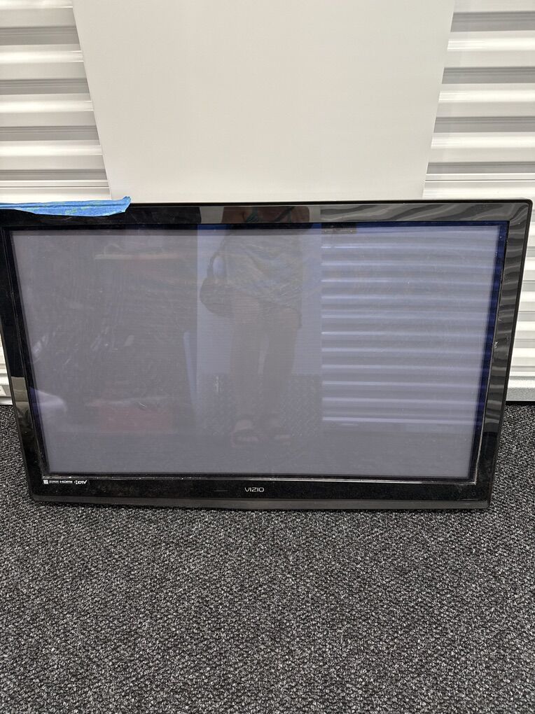 VIZIO 42 VP422 HDTV Plasma TV