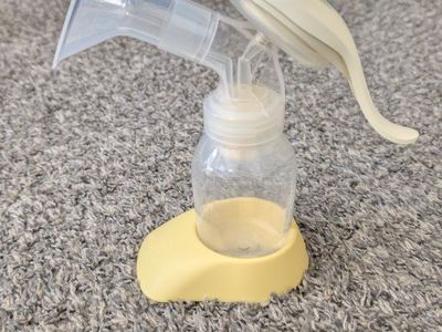 Medela Harmony Manual Breast Pump