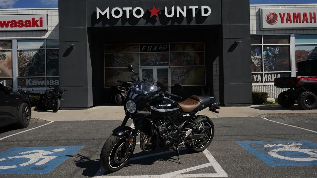 2022 Kawasaki Z900RS Cafe