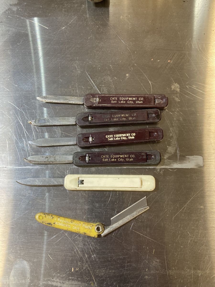 Vintage slide knives / pocket knives