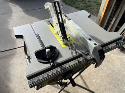 Ryobi Compact Folding Table Saw