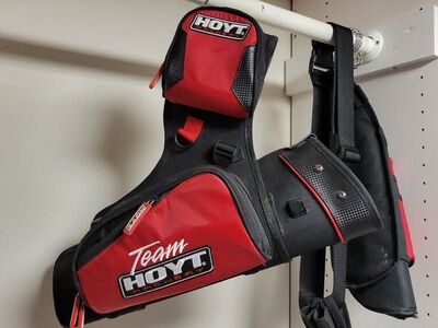 Team Hoyt quiver
