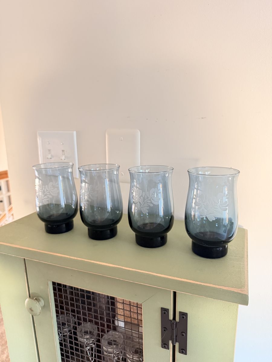 pfaltzgraff Set Of 4 Blue Floral vintaGe Drinkware