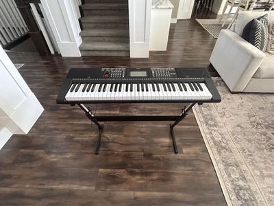 Donner DEK-610S Electric Keyboard w/ Stand & Pedal