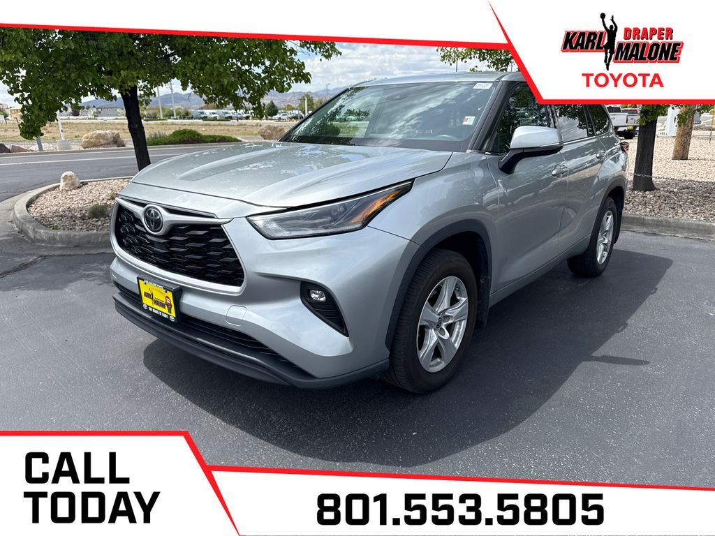 2021 Toyota Highlander LE