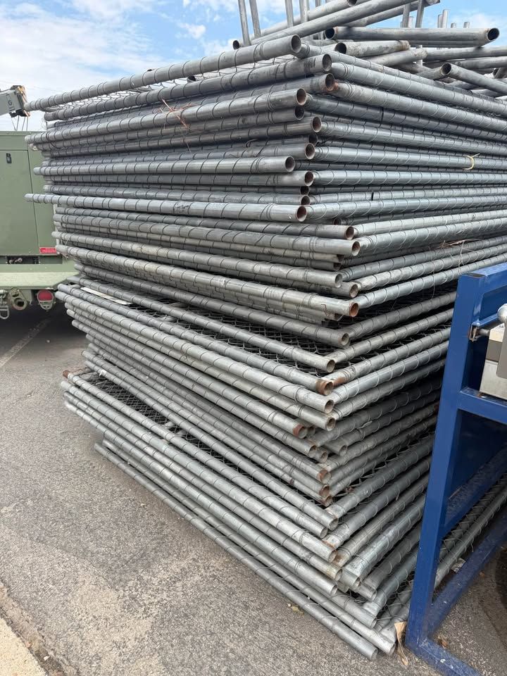 6 ft x 10 ft Temporary Chain Link Fence Panels