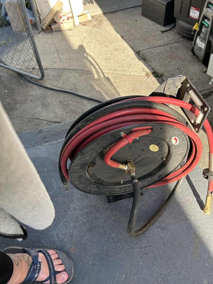Heavy Duty Retractable Hose Reel with Red Air Hose & Mounting Bracket