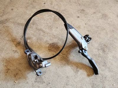 SRAM Level BRZ 4 piston set with pads