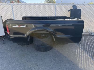2005 ford f350 long bed with tailgate