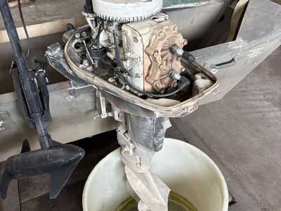 Chrysler 20 horse tiller outboard motor