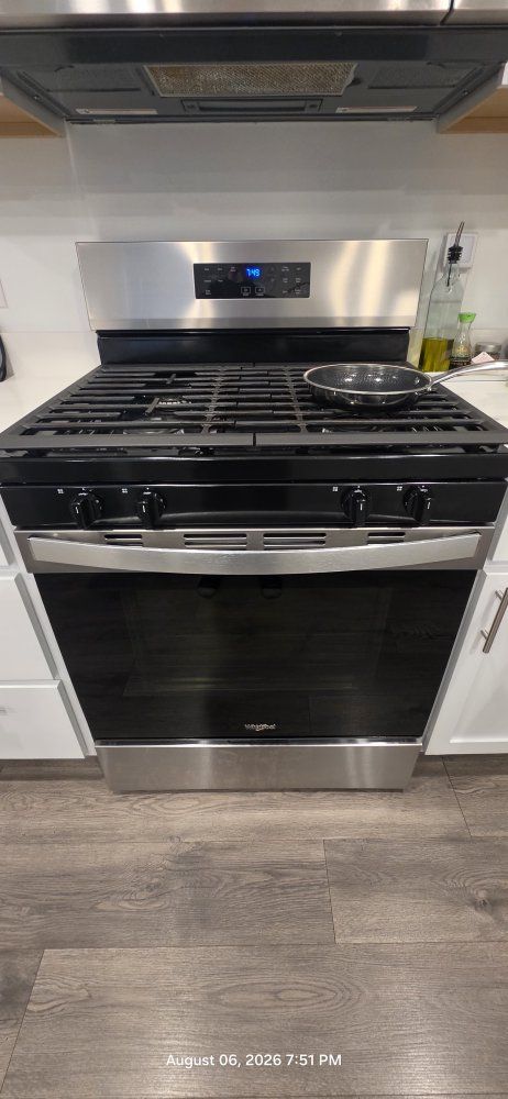 Stove, Whirlpool Gas Range Oven, $400 (or best offer)
