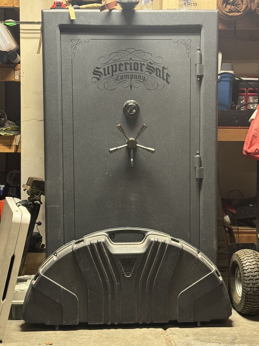 superior safe