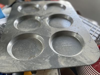 Pans and chaffers