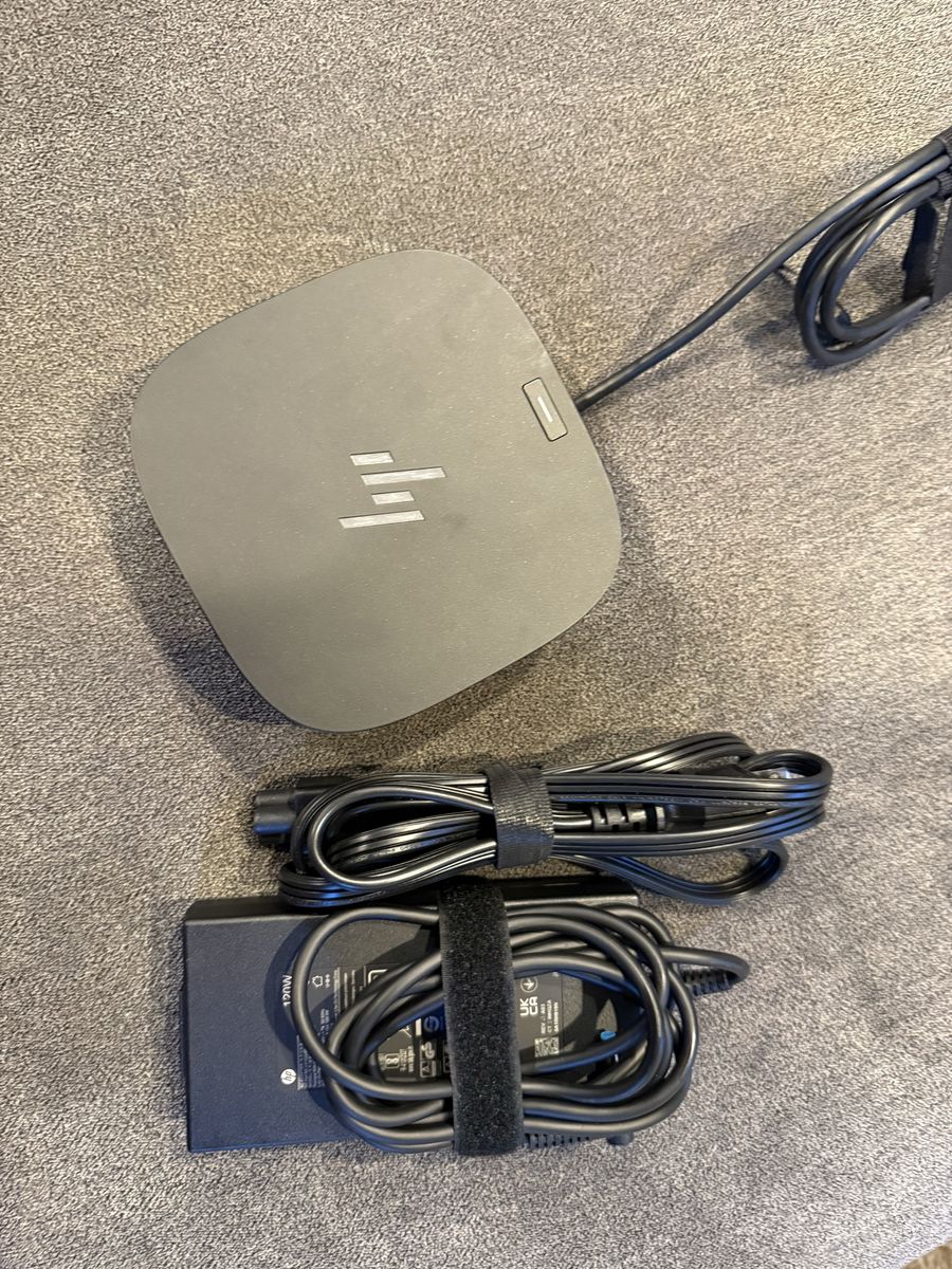 HP Thunderbolt Dock 120W G2 Docking Station with Audio & Power Adapter (Used)