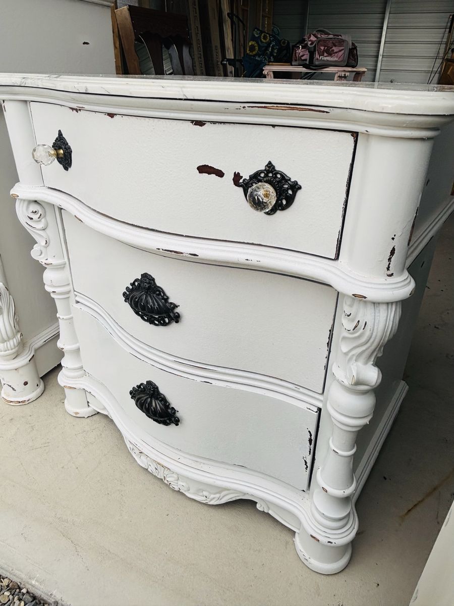 Set of 2 Distressed White 3-Drawer Nightstand Side Table, Vintage Shabby Chic Style