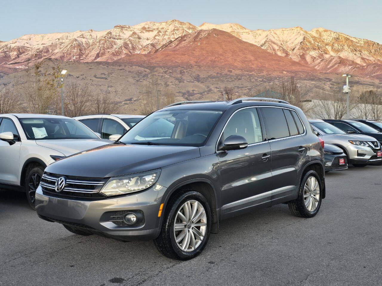 2016 VOLKSWAGEN TIGUAN 2.0T SE 4Motion