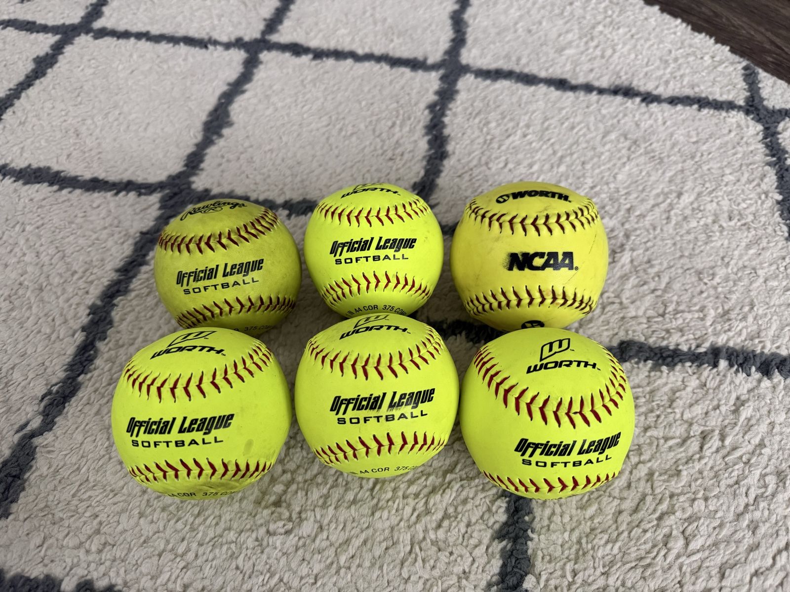Worth Softballs