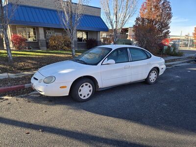 1996 FORD TAURUS SE