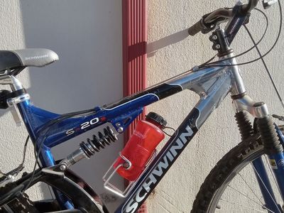 Schwinn S-20, outstanding condition. Shimano Altus rear derailer, good tires.