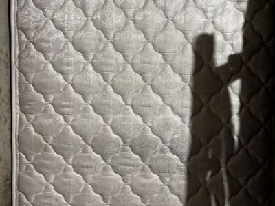 Matress (free)