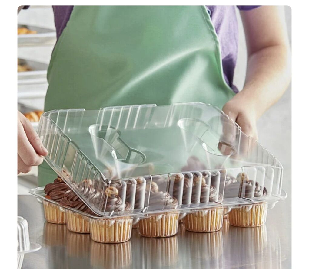 70 Count Plastic Cupcake Holders Hinged Container