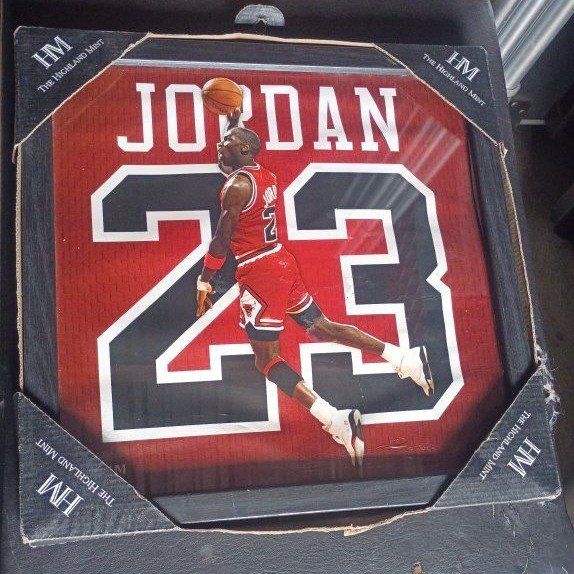 "Michael Jordon 23" Action Plaque