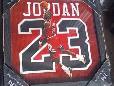 "Michael Jordon 23" Action Plaque