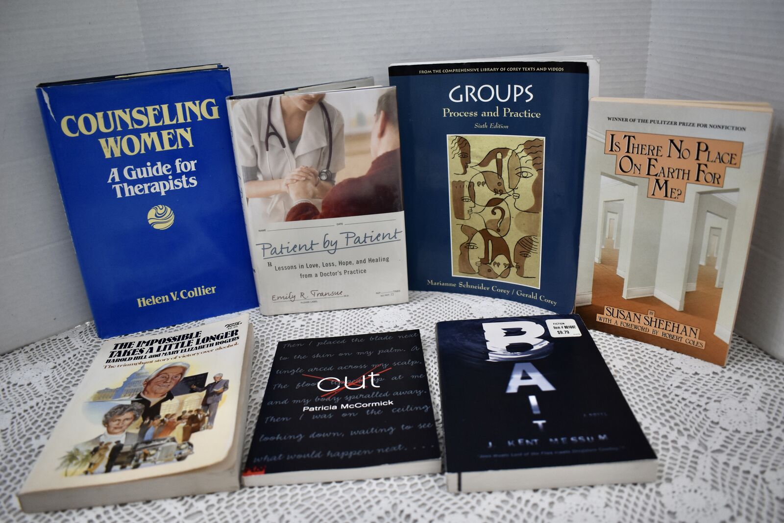 Lot Of Seven Really Great Books For Clinical Therapist To Read And Use Or For General Self Help Reading
