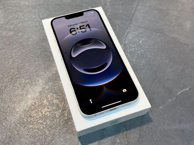 iphone 16e 128 GB BOOST Mobile 100% battery health
