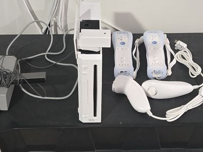 WII+GAMECUBE 2IN1 BUNDLE 149 GAMES