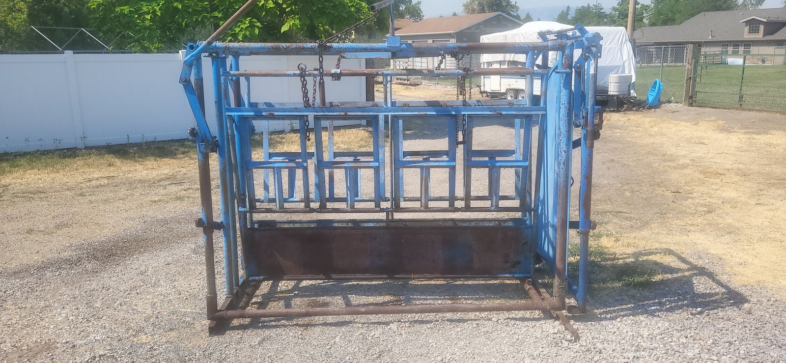 Squeeze Chute