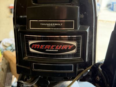 7.5 hp Mercury Outboard Motor